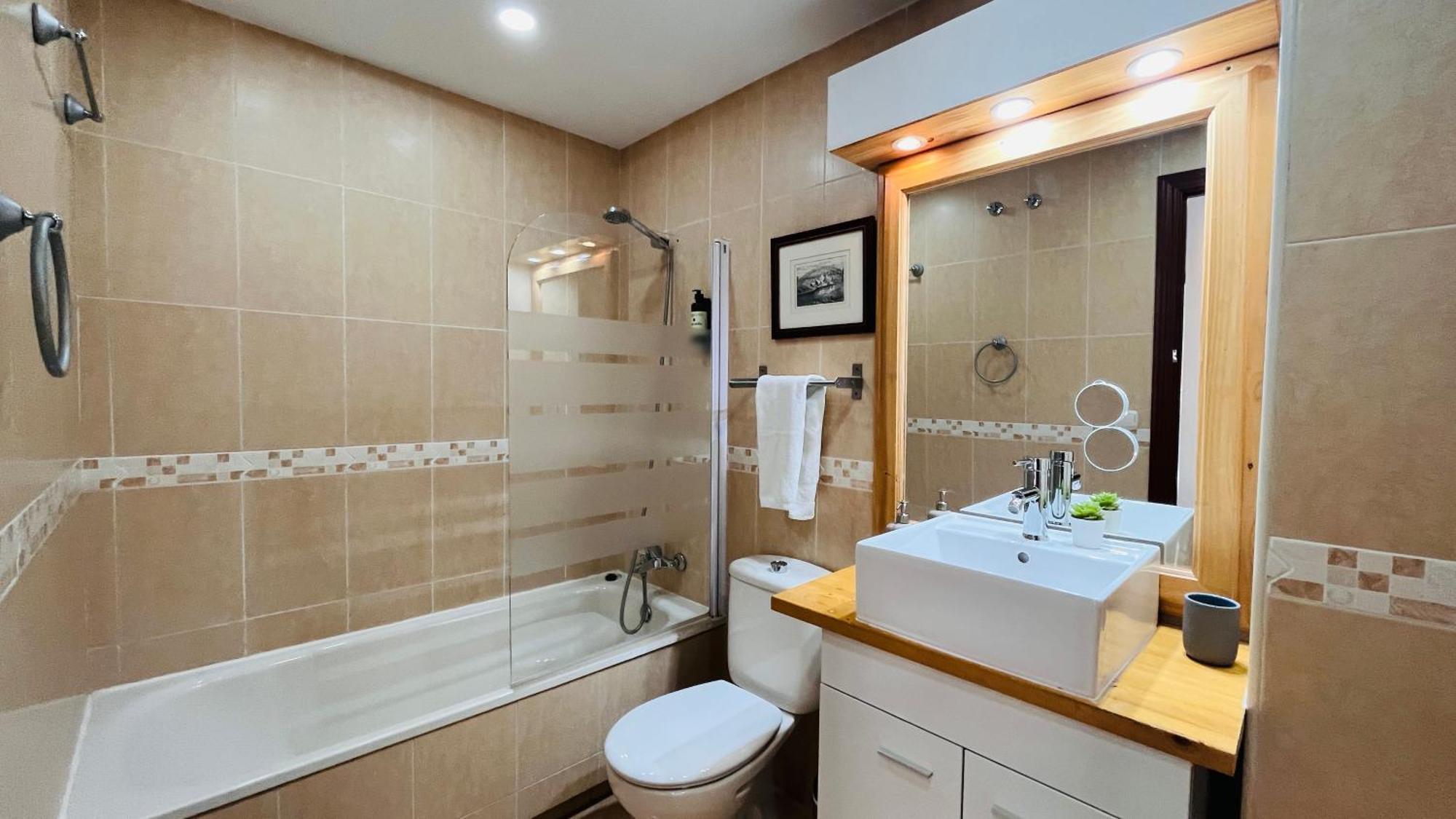 Homely Malaga Atarazanas Ngoại thất bức ảnh