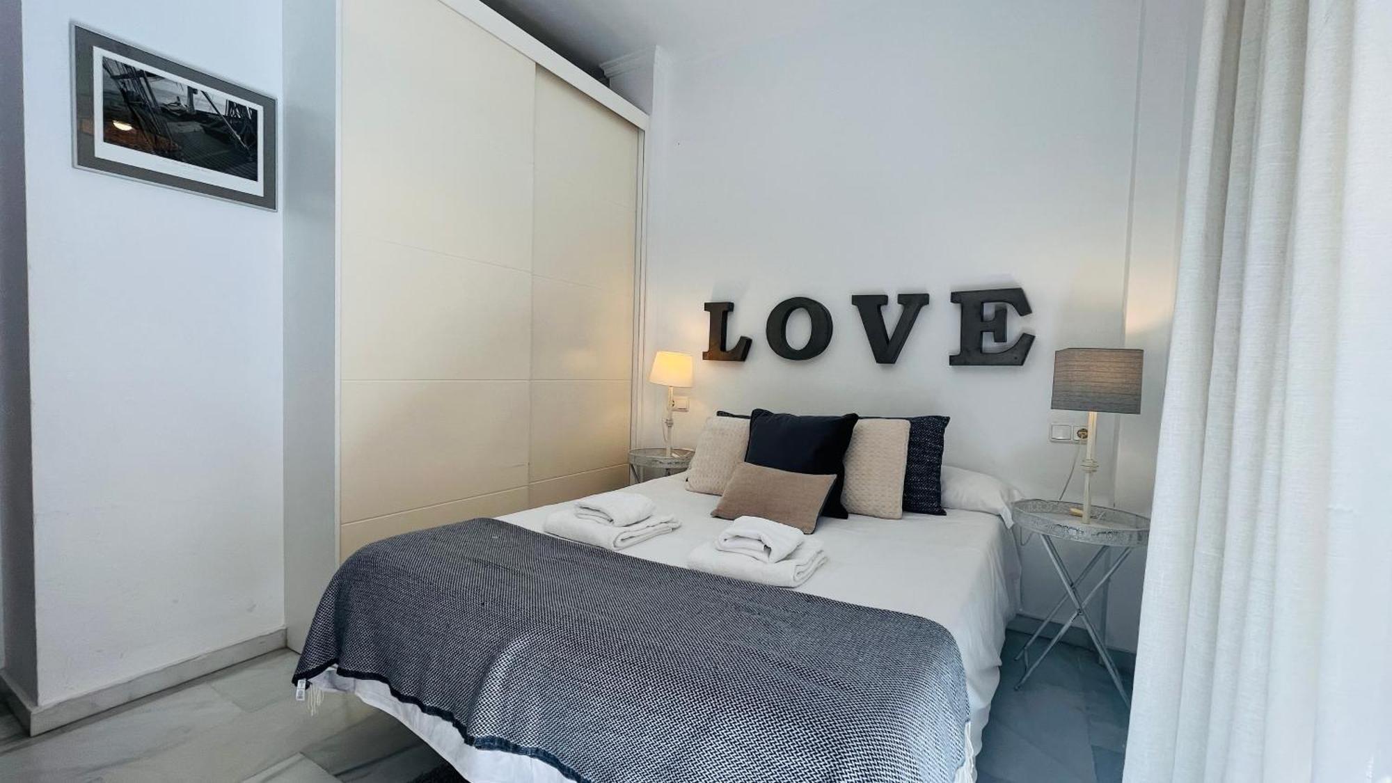 Homely Malaga Atarazanas Ngoại thất bức ảnh